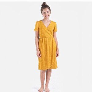Walking On Sunshine Womens Short Sleeve Dress Yellow Polka Dot Size Small NEW